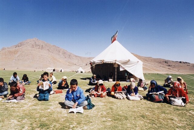 زبان مادری