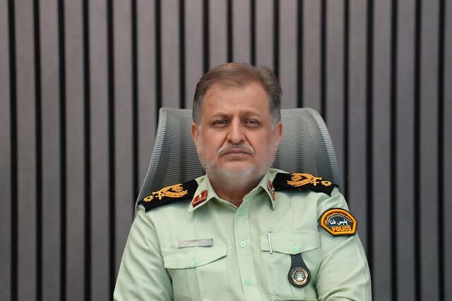 پلیس
